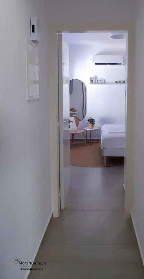 Ikaria Sea View Apartment Хлоракас Экстерьер фото